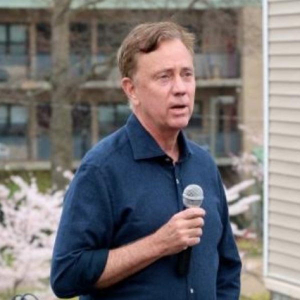 CT Governor Ned Lamont at Armstrong Court_4.10.2021